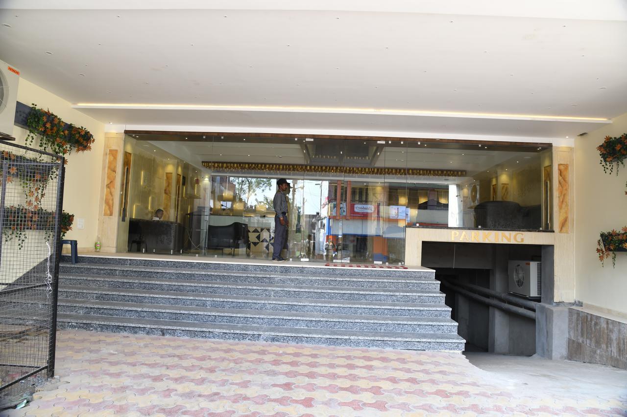 Hotel Avalon Inn Ambikāpur Kültér fotó