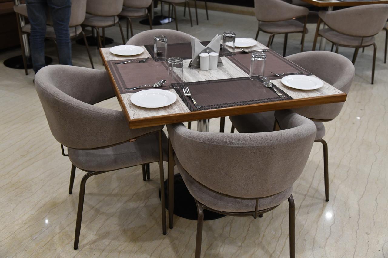 Hotel Avalon Inn Ambikāpur Kültér fotó