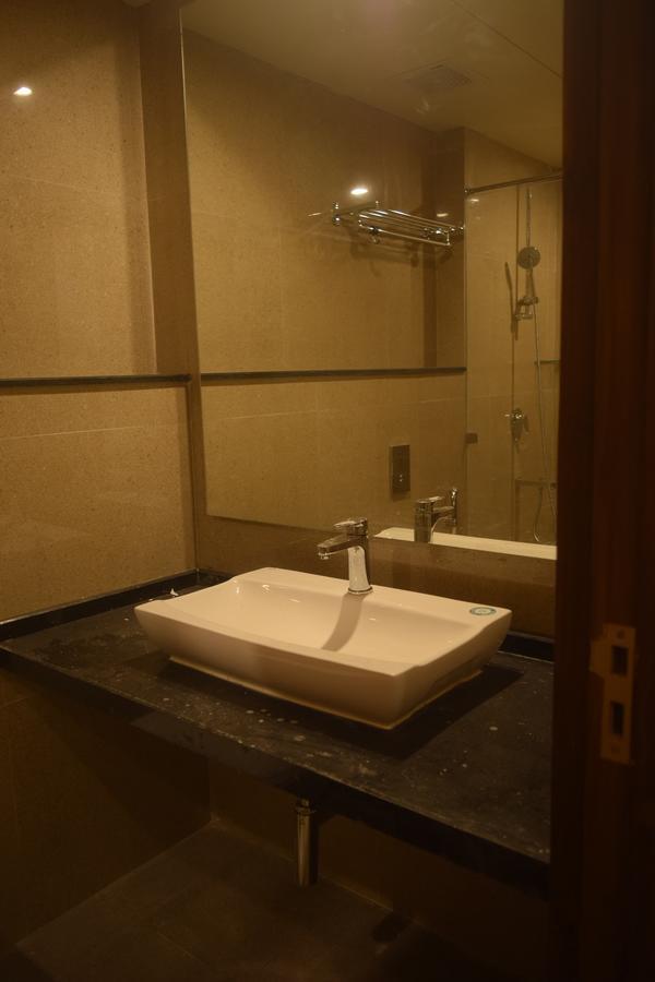 Hotel Avalon Inn Ambikāpur Kültér fotó
