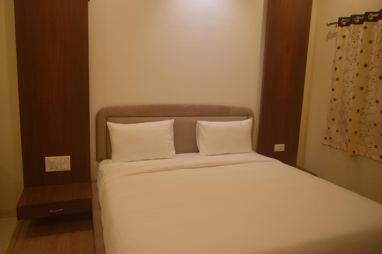 Hotel Avalon Inn Ambikāpur Kültér fotó
